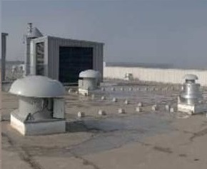 Mejore los espacios comerciales e industriales con extractores de aire en la azotea